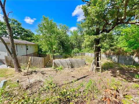TBD W Whillock ST, Fayetteville, AR 72701