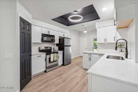 101 N 7TH Street, Phoenix, AZ 85034
