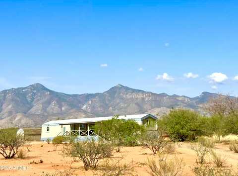 6612 S NATOMA Trail, Hereford, AZ 85615
