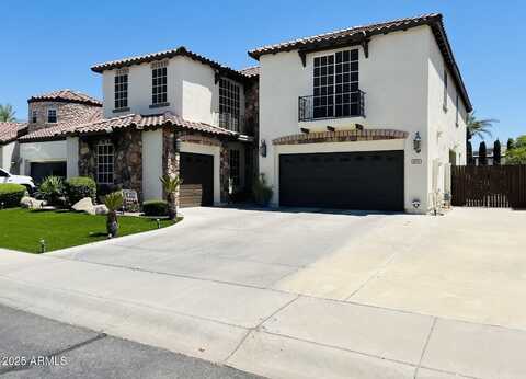 931 E CANYON Way, Chandler, AZ 85249