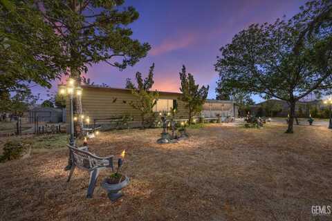 28149 Chaparral Avenue, Taft, CA 93268