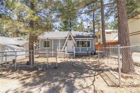 225 Sunset Lane, Sugarloaf, CA 92386