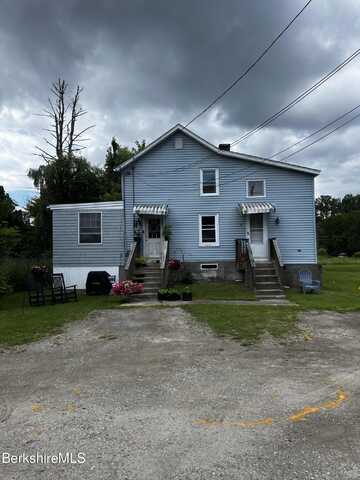 139-141 Main St, Cheshire, MA 01225