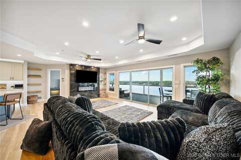 116 Emerald Bay Drive, Lake Ozark, MO 65049