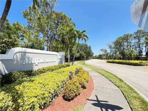 177 Stanhope, NAPLES, FL 34104