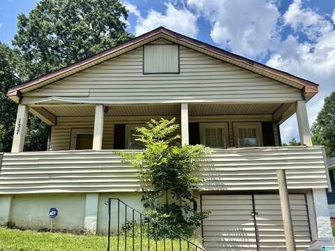 137 ELRIE BOULEVARD, BESSEMER, AL 35020