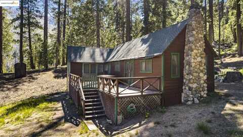 7 Riverside Tract Hwy 108, Dardanelle, CA 95314
