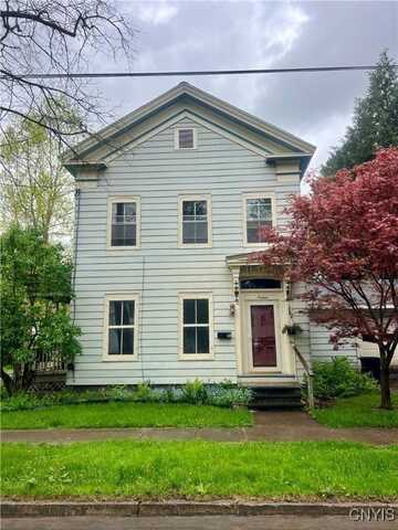 16 Charles Street, Hamilton, NY 13346