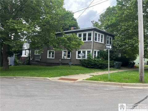 600 W 5th Street, Jamestown, NY 14701