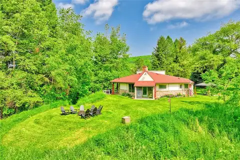 6135 Dugway Road, Canandaigua Town, NY 14424