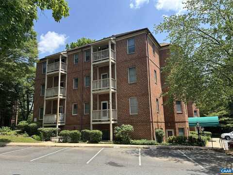 1325 BRANCHLANDS DR, CHARLOTTESVILLE, VA 22901