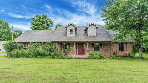 23 Arnoldsburg, Conway, AR 72032