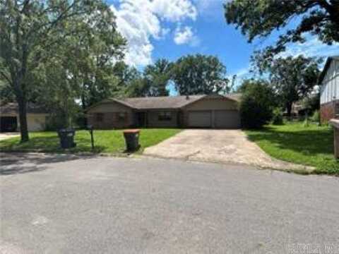 1507 N Jackson Ave, Russellville, AR 72801