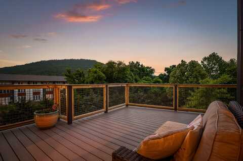 3129 St Elmo Avenue, Chattanooga, TN 37408