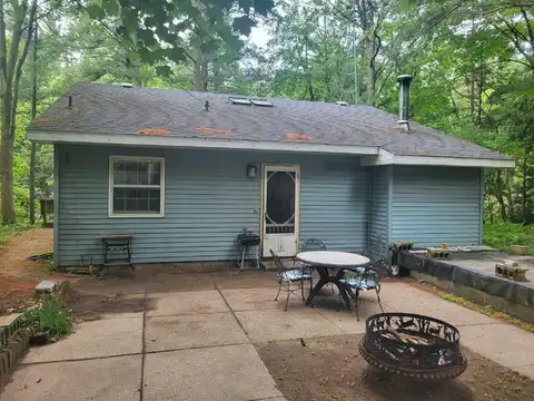 2033 EILERS DRIVE, WHITEHALL, MI 49461