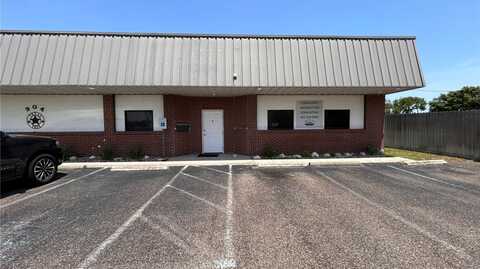 904 Memorial Parkway unit: B, Portland, TX 78374