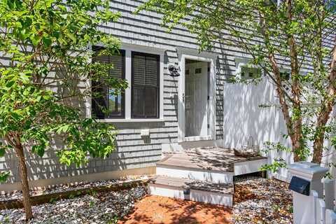 53 W Vine Street, Provincetown, MA 02657