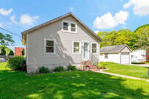 16 Annette Avenue, East Falmouth, MA 02536
