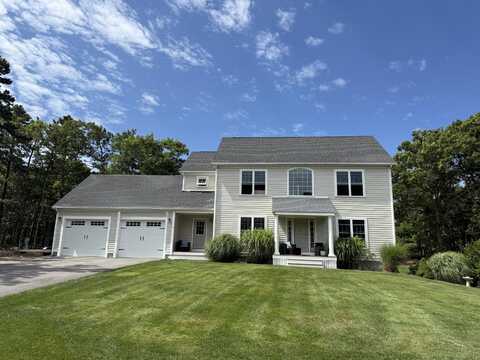 15 Littlefield Pond Road, Harwich, MA 02645