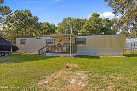 105 Ronnie Road, Beaufort, NC 28516