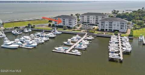 150 Lands End Road, Morehead City, NC 28557
