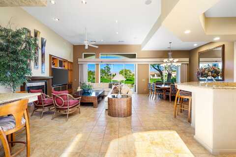 428 Tomahawk Drive, Palm Desert, CA 92211