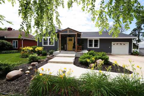 344 S 1st Street, Ogden, IA 50212