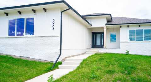 3963 Westgate Parkway, Clive, IA 50325