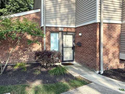 1 Woodview Court, Springdale, OH 45246