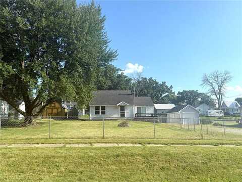 113 E Vinton Street, Coggon, IA 52218