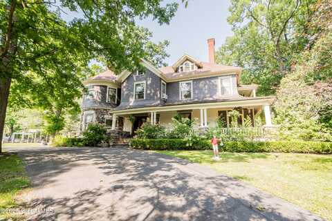 321 Guy Park Avenue, Amsterdam, NY 12010