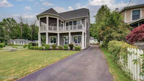 724 Route 9P, Stillwater, NY 12866