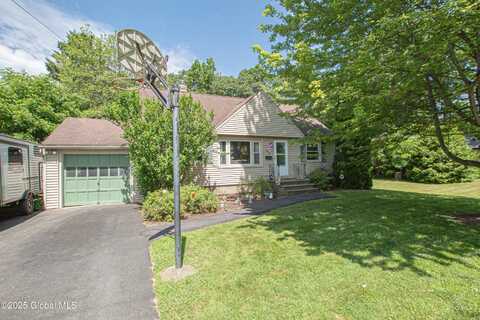 33 Woodside Drive, Glenville, NY 12302