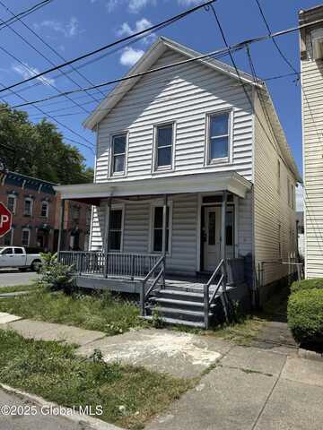2 Park Avenue, Troy, NY 12180