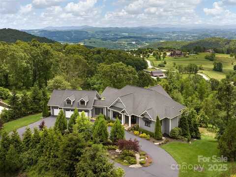 89 N Snow Ridge Drive, Hendersonville, NC 28792
