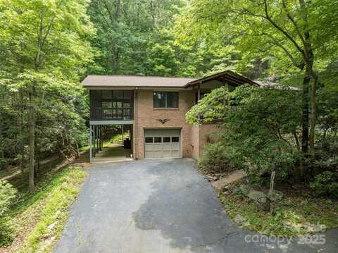 2344 Valencia Drive, Hendersonville, NC 28791