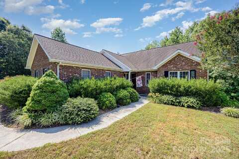 610 Mountain Place, Albemarle, NC 28001