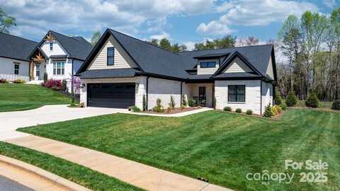 4210 Holly Circle NE, Conover, NC 28613