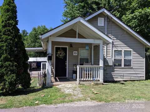25 Liner Court, Waynesville, NC 28786