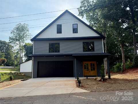 908 30th Avenue Drive NW, Hickory, NC 28601
