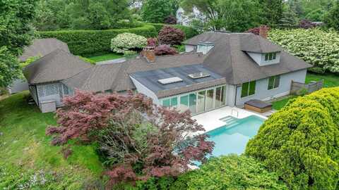 680 Weed Street, New Canaan, CT 06840