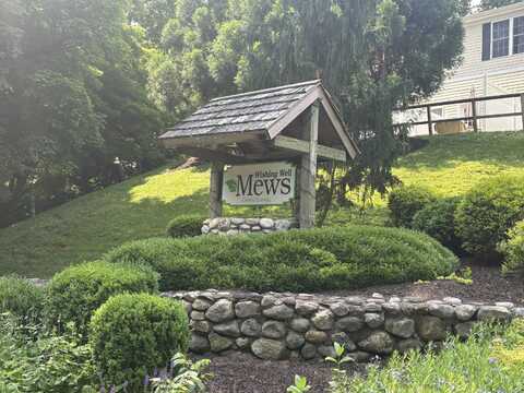 22 Wishing Well Lane, New Milford, CT 06776