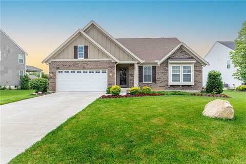 1641 Red Oak Drive, Sugarcreek Township, OH 45305