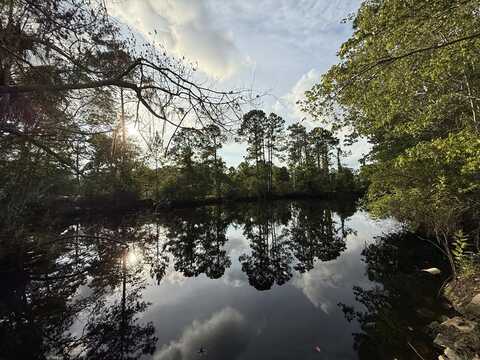 326th St, Old Town, FL 32680