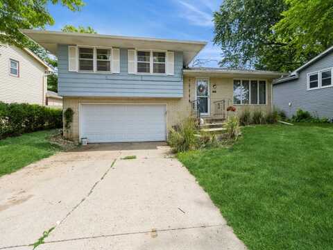 204 E Philip Street, Des Moines, IA 50315