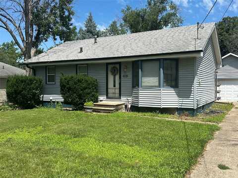 4118 E Garden Avenue, Des Moines, IA 50317