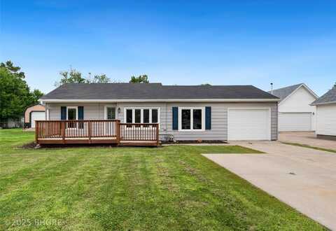 808 E 8th Street S, Newton, IA 50208