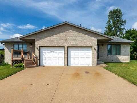 3916 Cora, Dubuque, IA 52002
