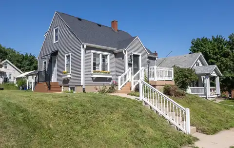 1675 N Algona, Dubuque, IA 52001