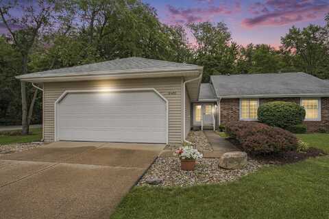 18485 Wooded Way, South Bend, IN 46637